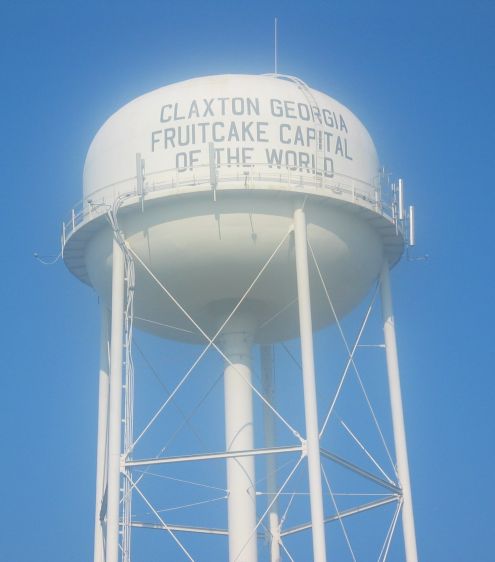 Claxton, Georgia water tower sign